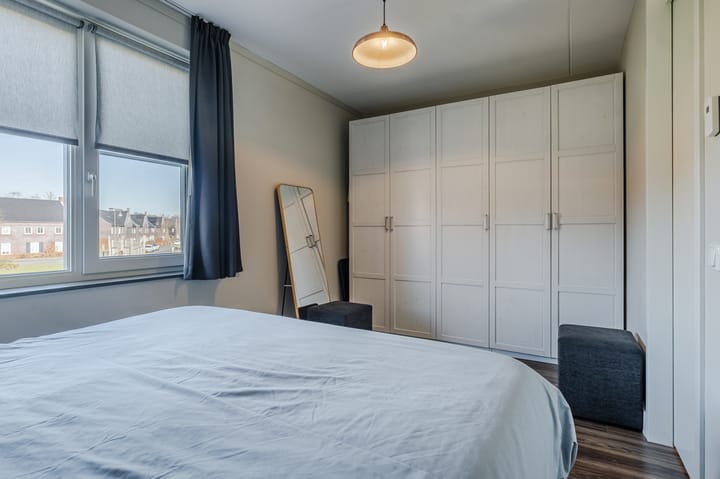 Foto 17 van Isidorusplein 17