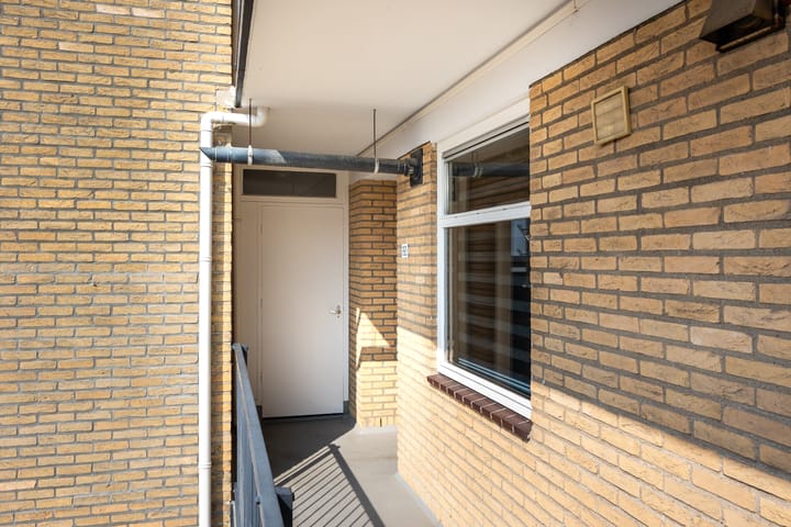 Foto 33 van van Weedestraat 193