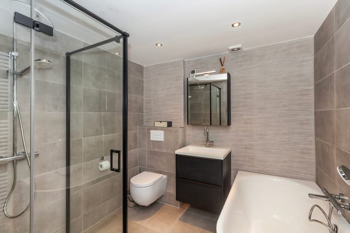 Foto 4 van Heiligenbloem 13