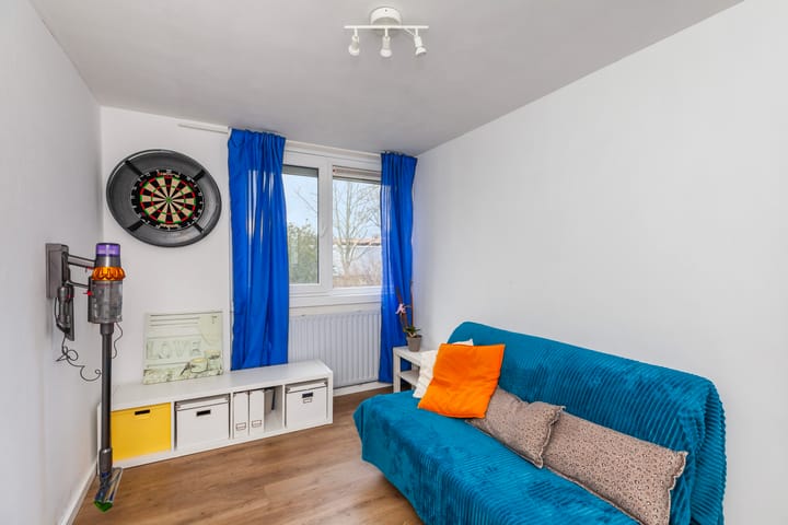 Foto 17 van Heiligenbloem 13