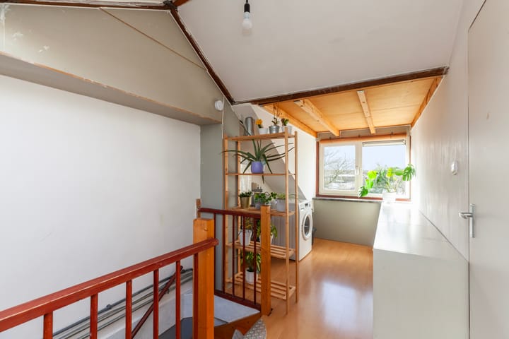 Foto 21 van Heiligenbloem 13