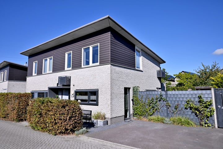 J.W. Pienemanstraat 26