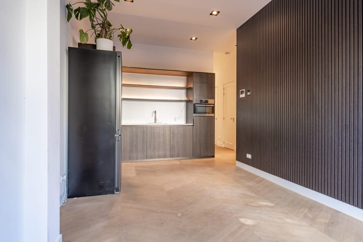 Photo 14 of Marcusstraat 9-F