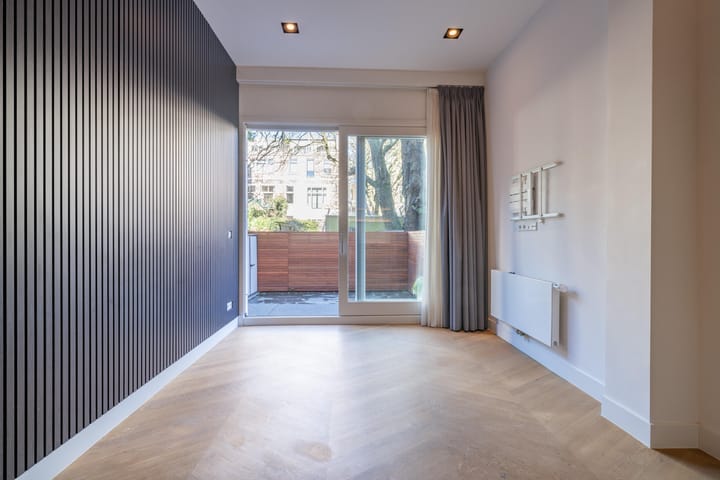 Photo 15 of Marcusstraat 9-F