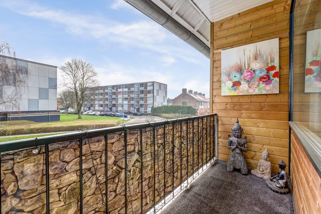 Photo 22 of Burgemeester Van Altenastraat 13