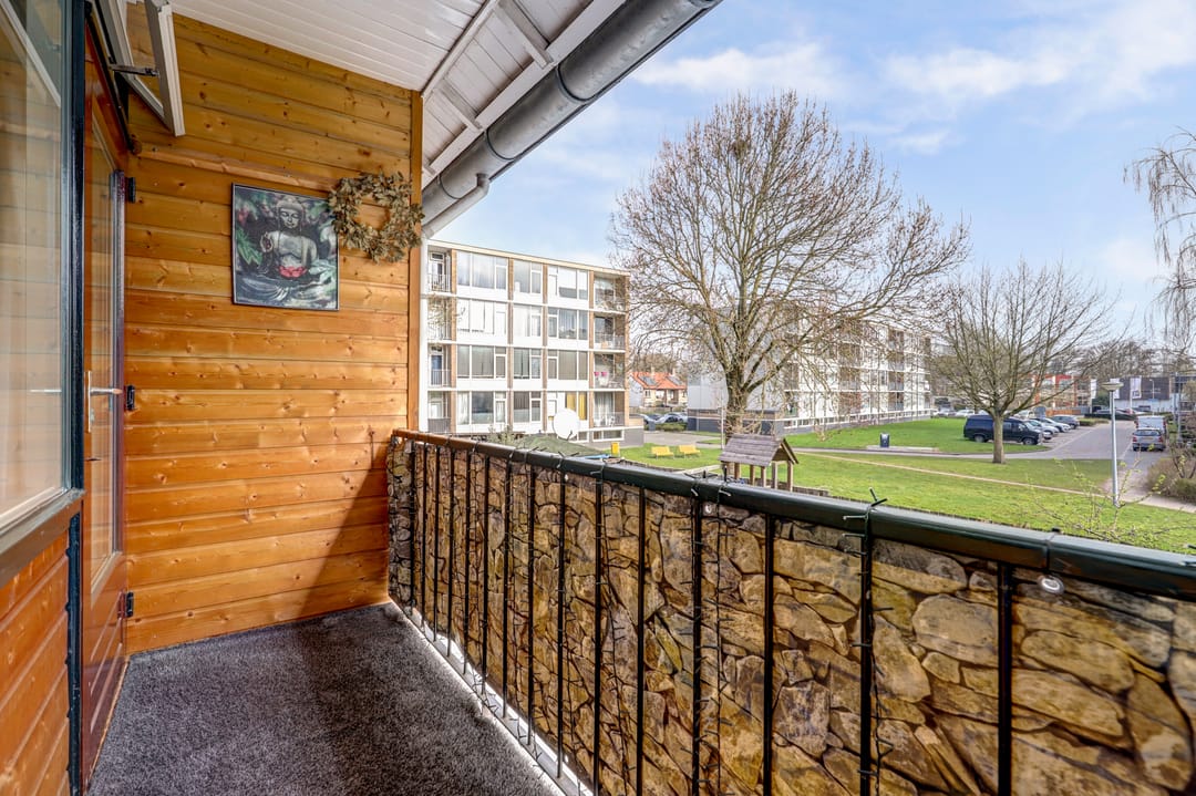 Photo 23 of Burgemeester Van Altenastraat 13