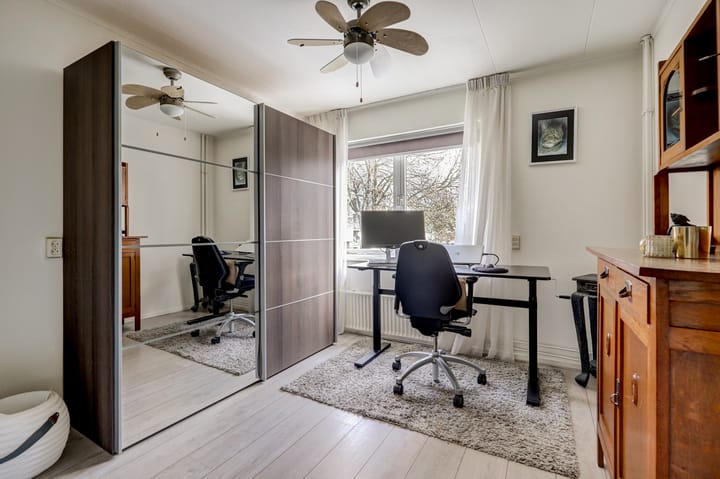 Foto 24 van Burgemeester Van Altenastraat 13