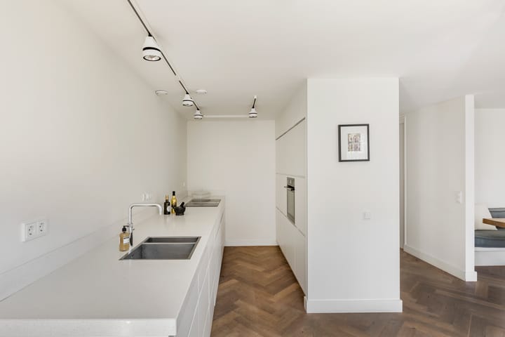 Photo 11 of Frederik Hendrikstraat 119-B