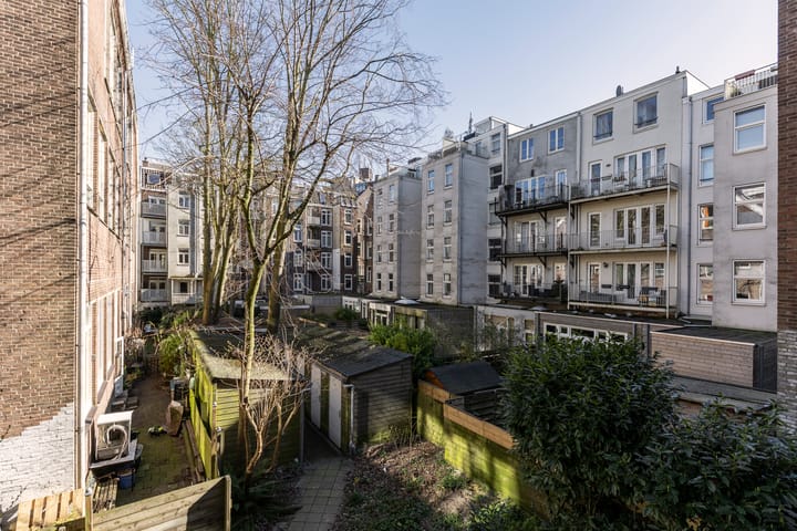 Photo 23 of Frederik Hendrikstraat 119-B