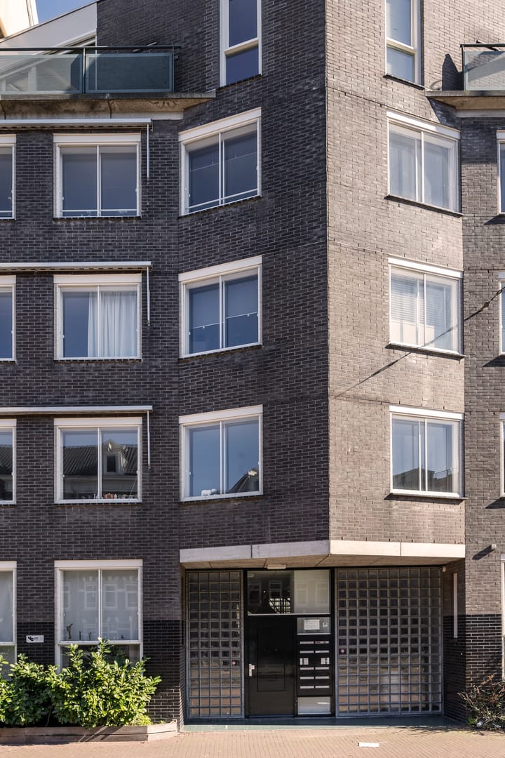 Photo 27 of Frederik Hendrikstraat 119-B