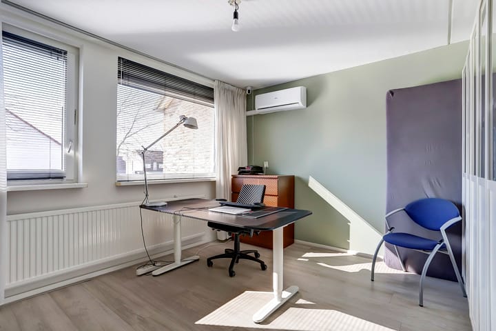 Foto 17 van Curiestraat 56