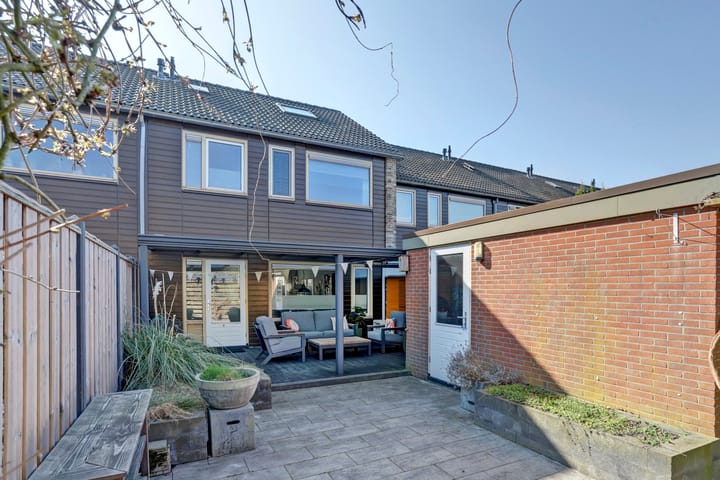 Foto 27 van Curiestraat 56