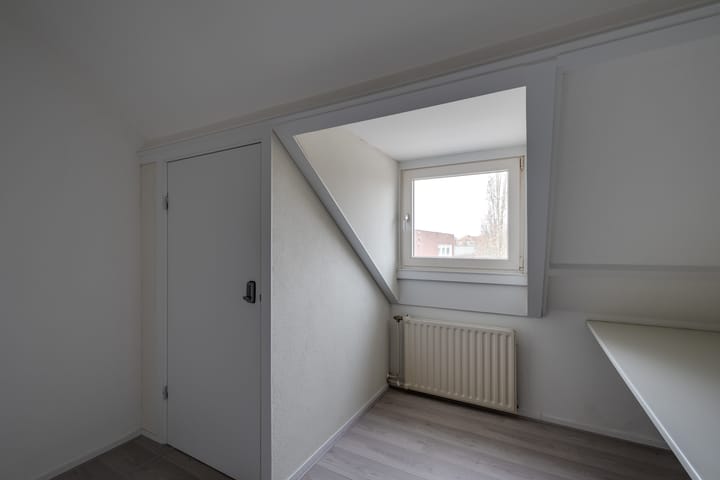 Foto 28 van Terheijdenseweg 156