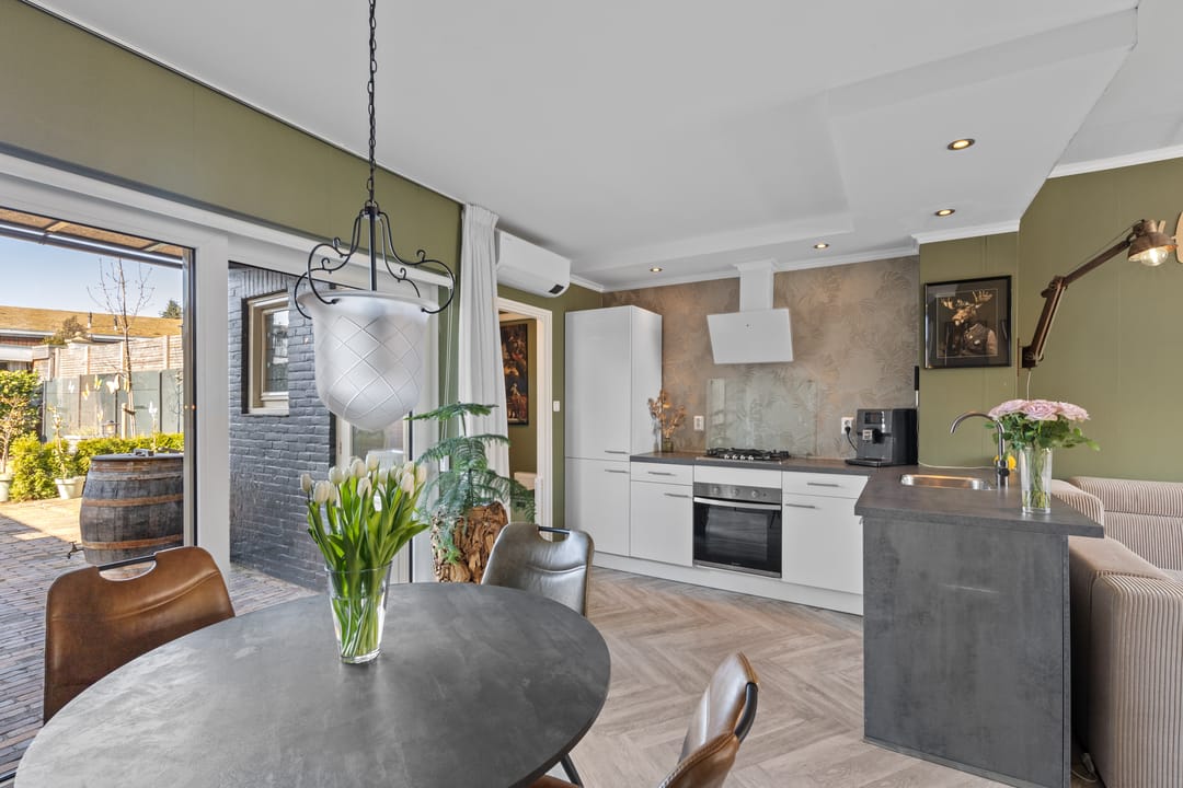 Foto 11 van Nispensestraat 70