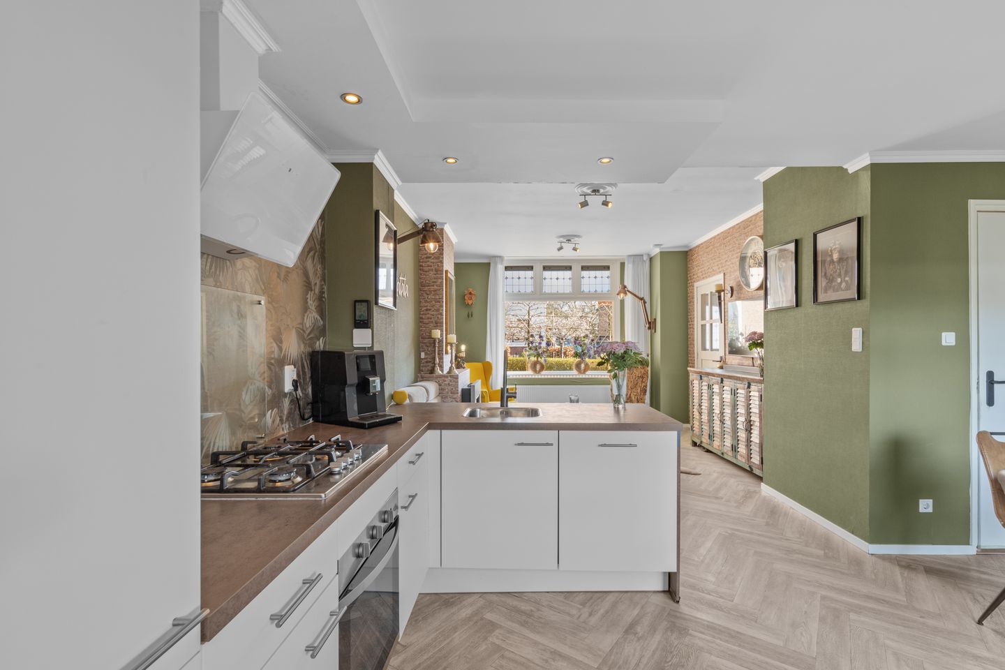 Foto 14 van Nispensestraat 70