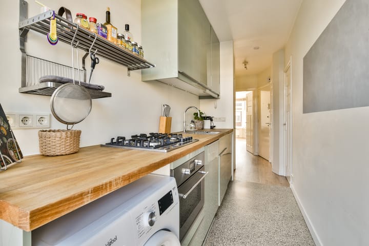 Foto 11 van Bloys van Treslongstraat 32-2