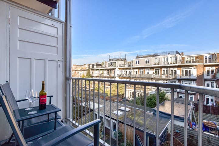 Foto 13 van Bloys van Treslongstraat 32-2