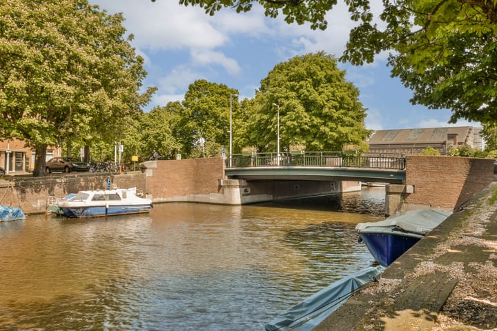 Photo 22 of Bloys van Treslongstraat 32-2