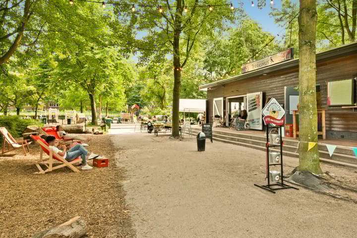 Foto 25 van Bloys van Treslongstraat 32-2