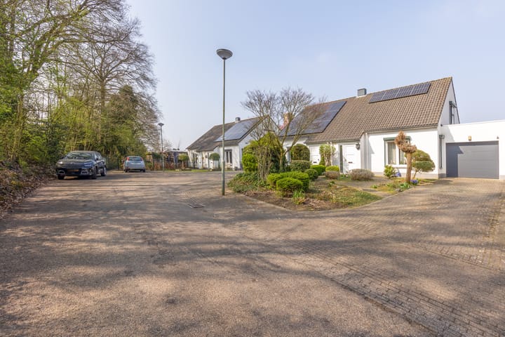 Foto 2 van Brugstraat 12