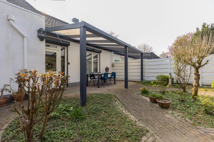 Foto 26 van Brugstraat 12