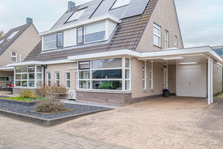 Foto 49 van Karper 64