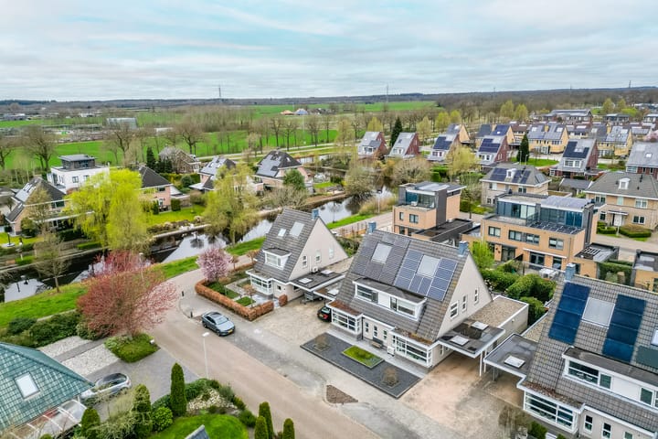 Foto 51 van Karper 64