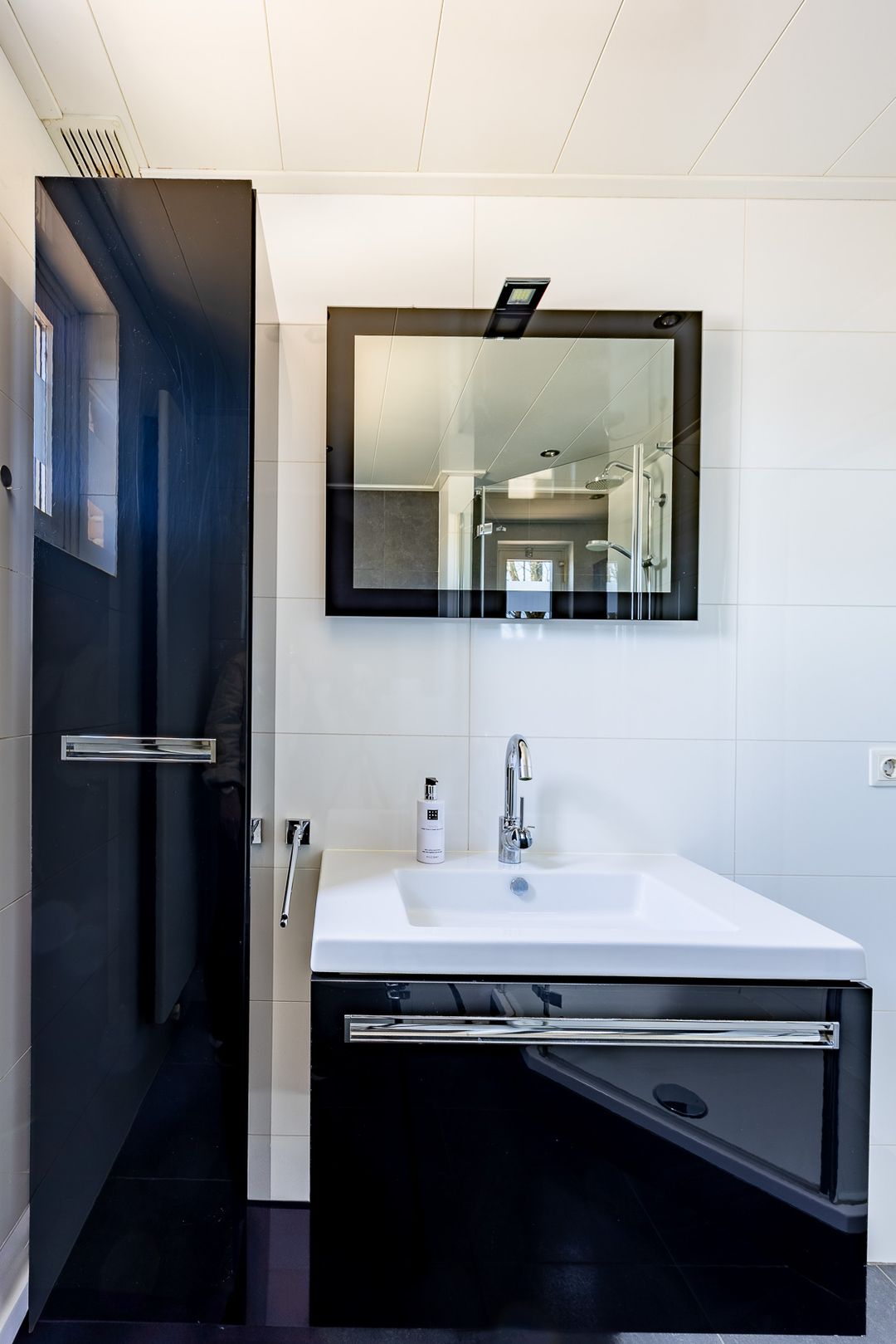 Photo 23 of Albionstraat 9-A