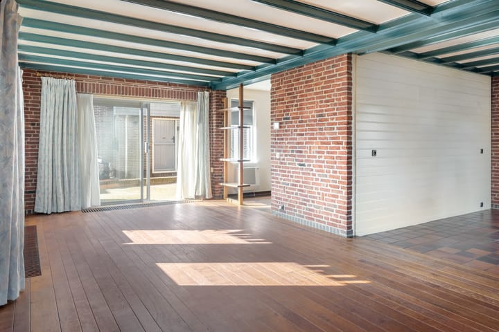 Foto 18 van Dokter Siebingasingel 2