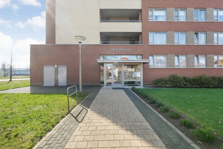 Foto 6 van Meindert Hobbemastraat 8