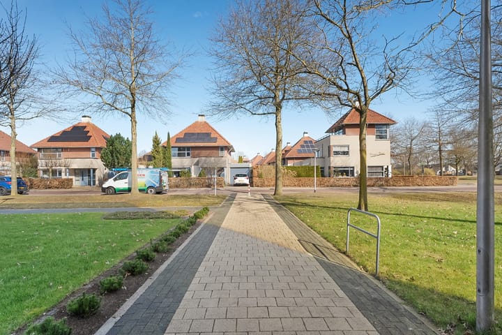 Foto 8 van Meindert Hobbemastraat 8