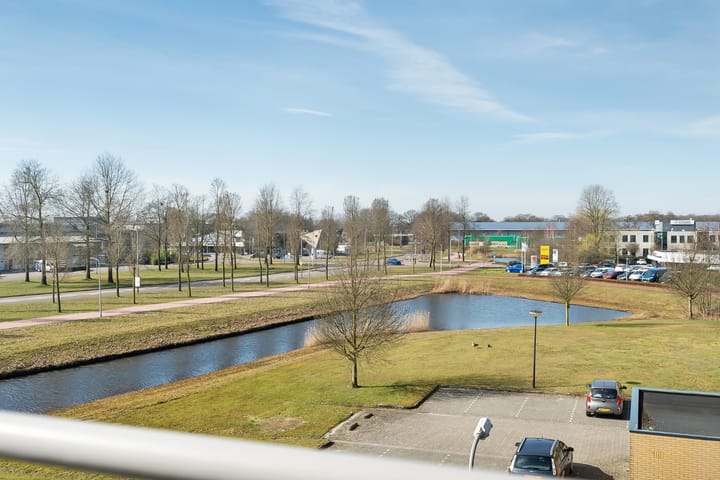 Foto 28 van Meindert Hobbemastraat 8