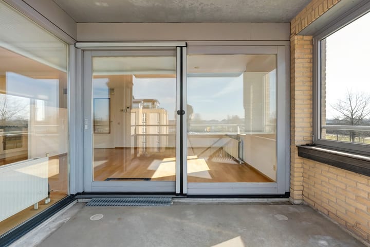 Foto 31 van Meindert Hobbemastraat 8