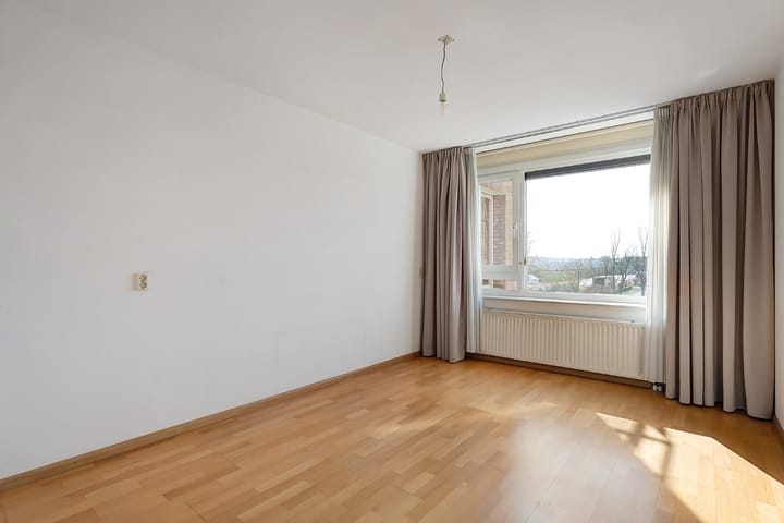 Foto 36 van Meindert Hobbemastraat 8