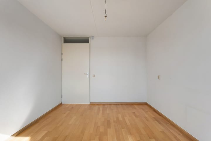 Foto 37 van Meindert Hobbemastraat 8