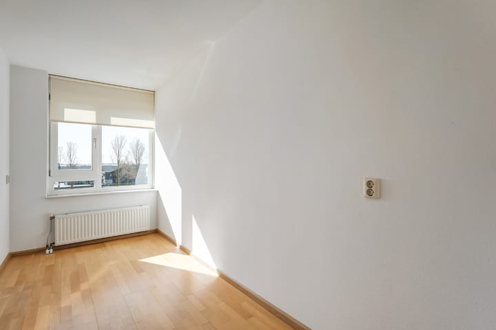 Foto 40 van Meindert Hobbemastraat 8