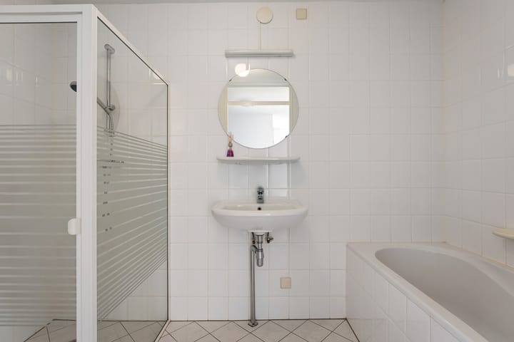 Foto 42 van Meindert Hobbemastraat 8