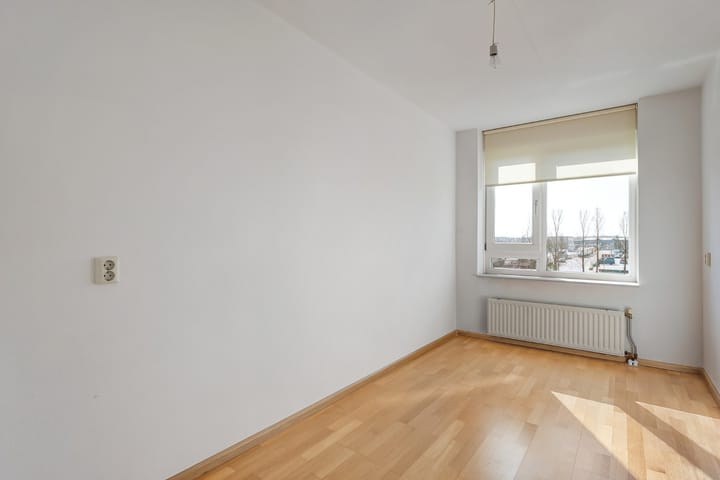 Foto 38 van Meindert Hobbemastraat 8