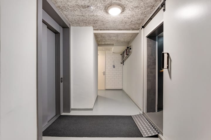 Foto 46 van Meindert Hobbemastraat 8