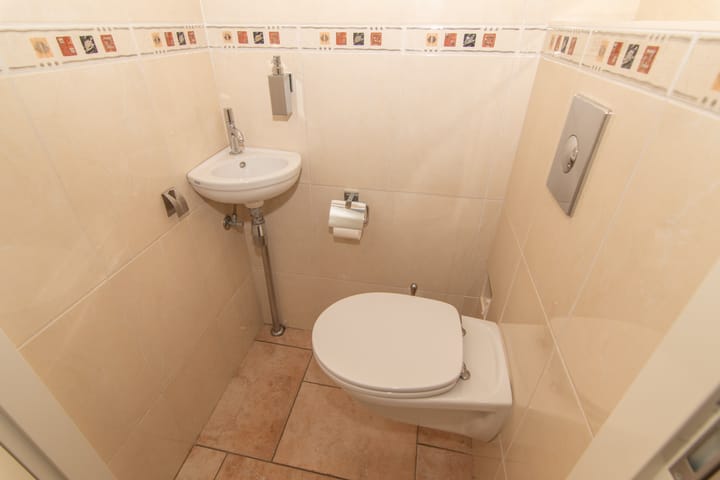 Foto 9 van Schuddebeursstraat 122