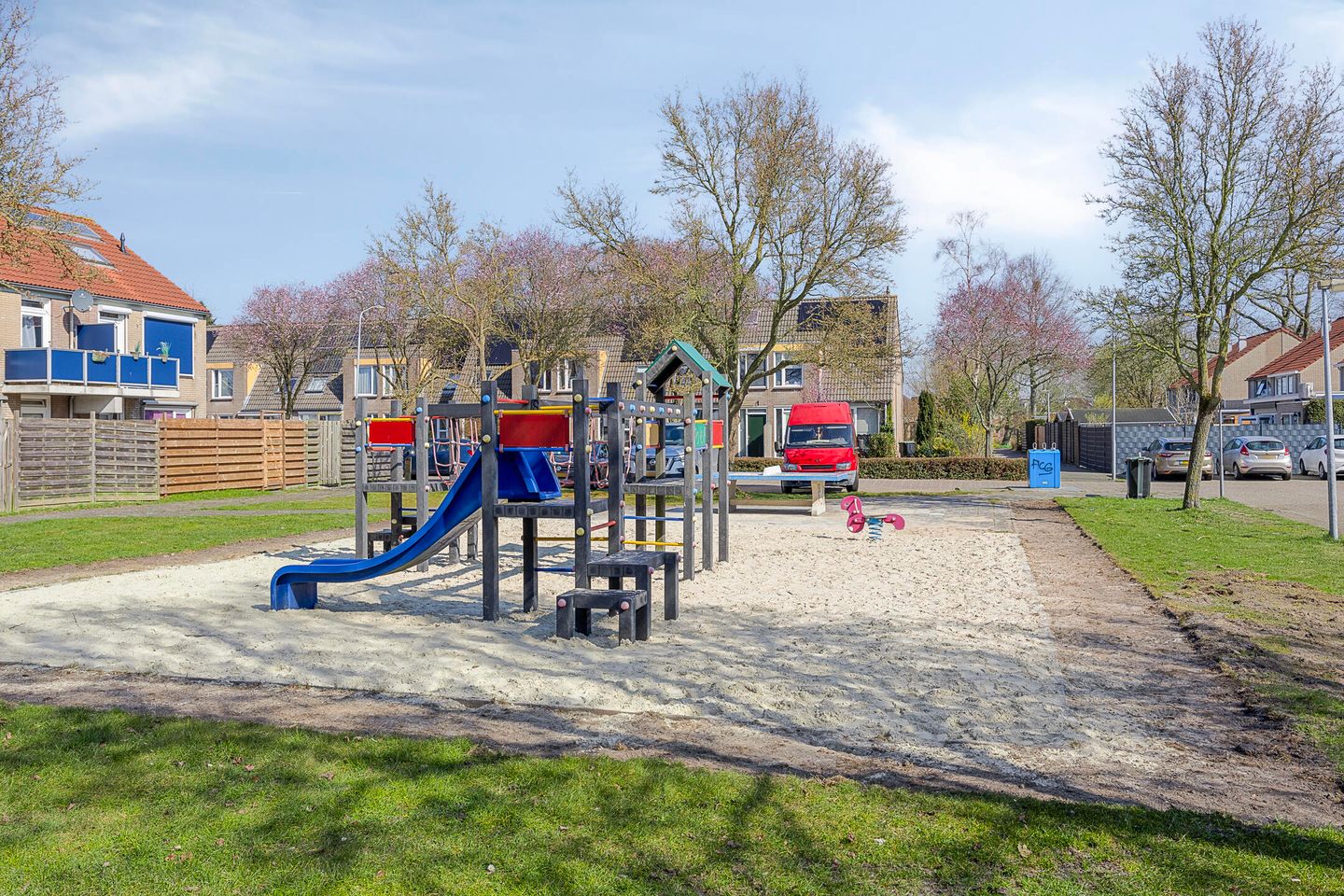 Photo 40 of Cartonbaan 29