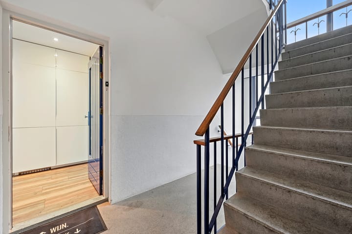 Photo 26 of Busken Huetlaan 88