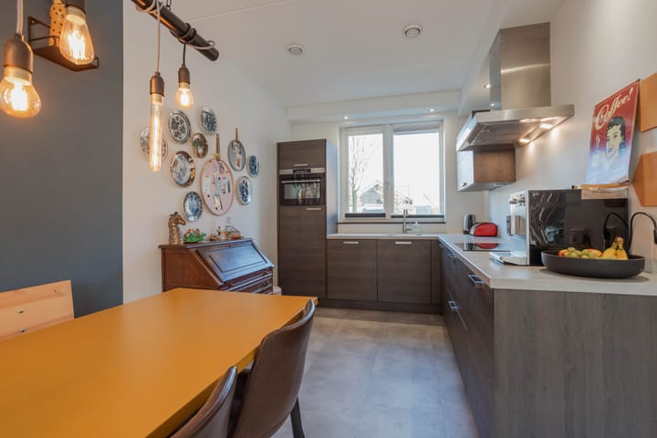 Foto 5 van Van Megenstraat 55