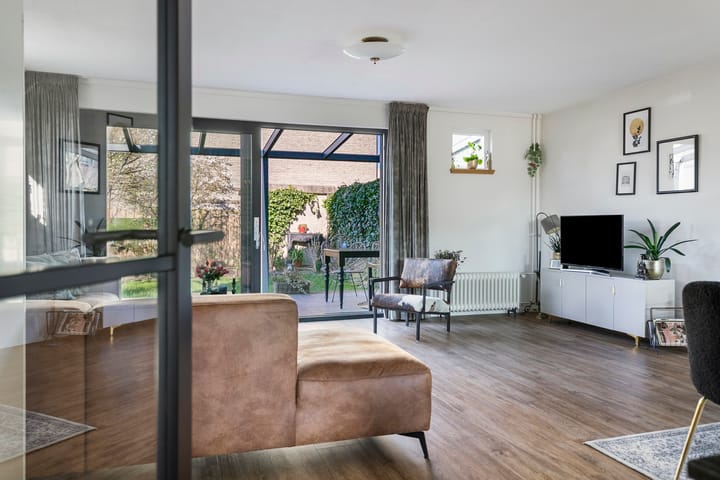 Foto 12 van Caro van Eycklaan 10