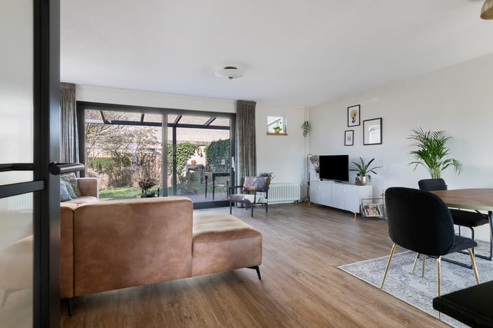 Foto 13 van Caro van Eycklaan 10