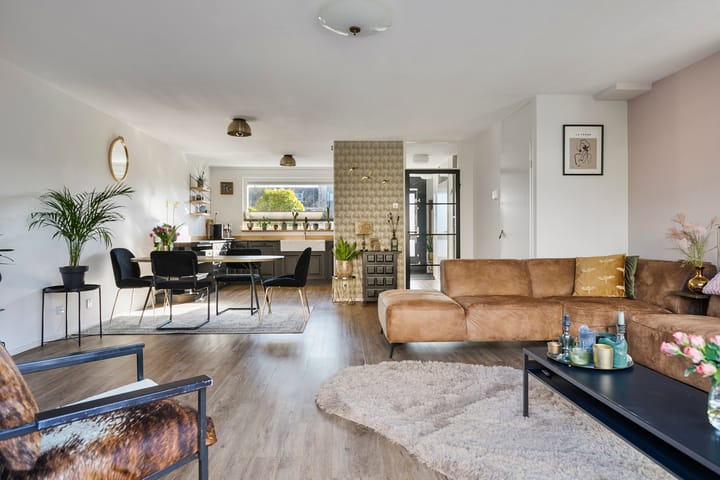 Foto 18 van Caro van Eycklaan 10