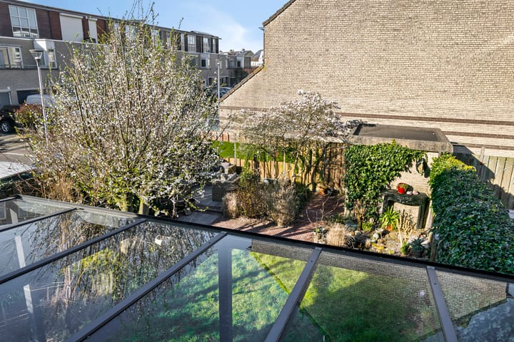 Foto 33 van Caro van Eycklaan 10