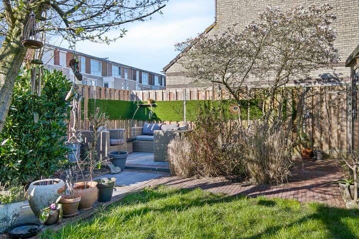 Foto 49 van Caro van Eycklaan 10