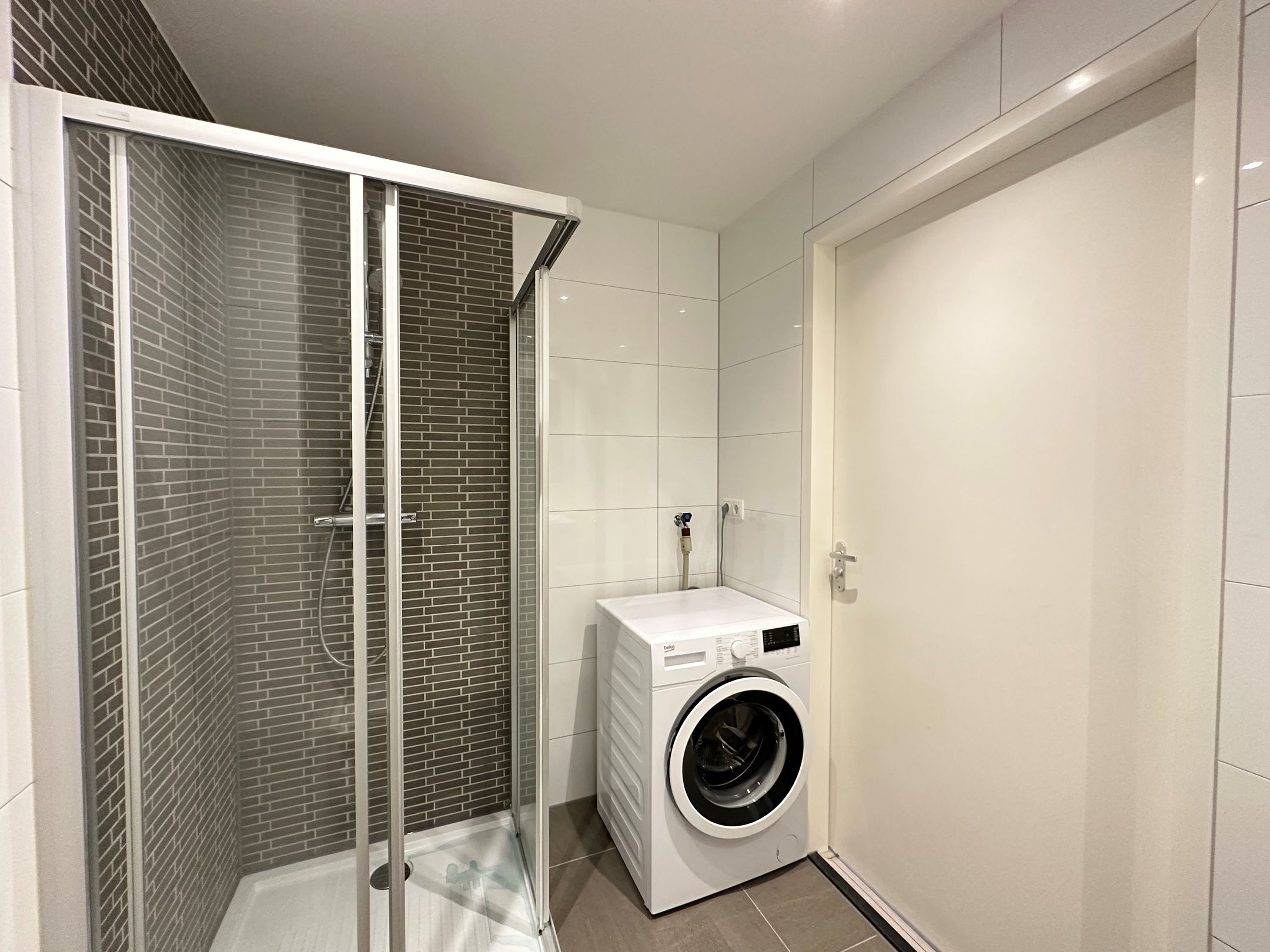 Foto 15 van Markt 16-D