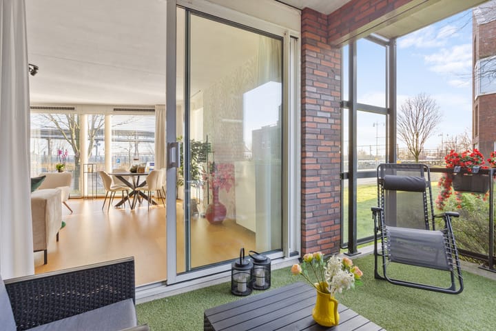 Foto 19 van Spoorlaan 65